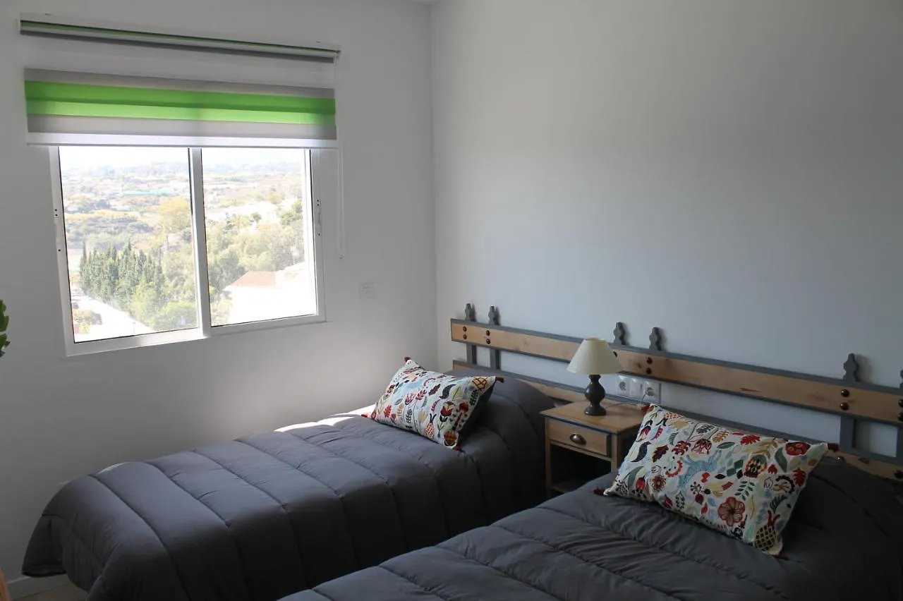 Luminoso Y Reformado Apartamento En Nerja Spain